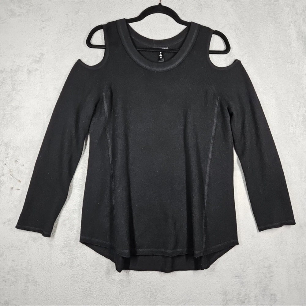 Aqua Cashmere Black Cold Shoulder Long Sleeve Top